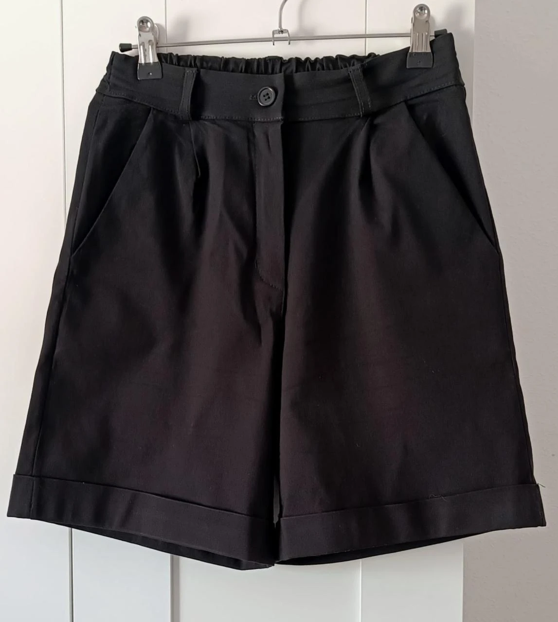 Pantalón corto negro New Collection-Talla 36/S